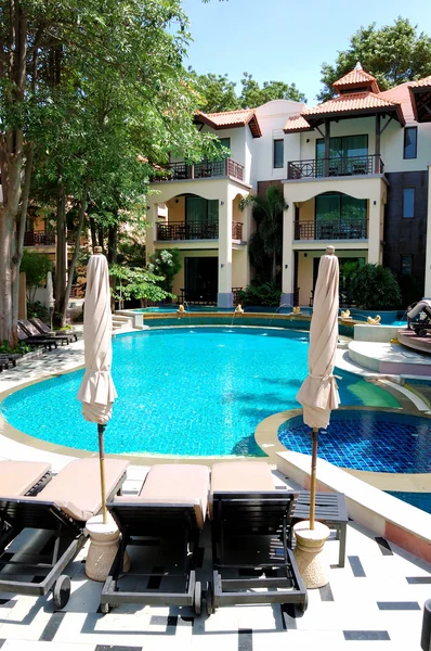 Zwembad Populaire Hotel Pattaya Thailand — Stockfoto
