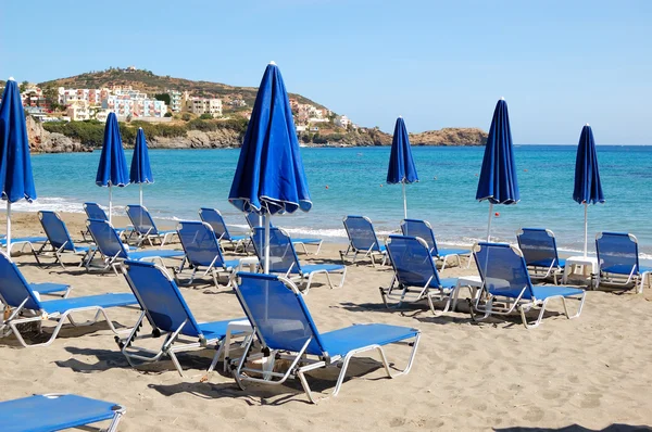 高級ホテルのビーチ,クレタ島,ギリシャ — ストック写真