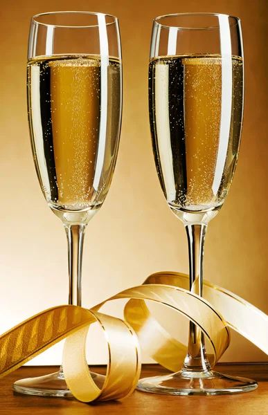Dvě sklenice šampaňského — Stock fotografie