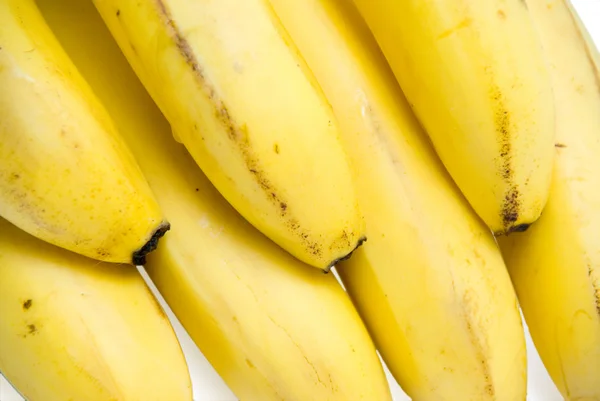 Manojo de plátanos aislados sobre fondo blanco —  Fotos de Stock
