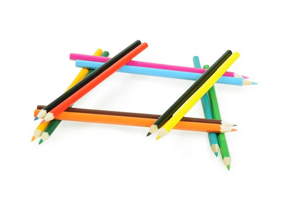 Färgade pennor isolerade på den vita bakgrunden — Stockfoto