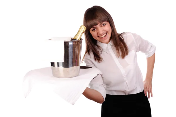 微笑漂亮女服务员用冰桶上孤立在白色的纸盒 — 图库照片