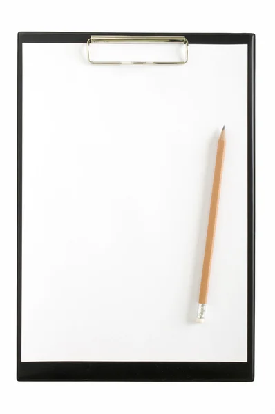 铅笔与白色页面在剪贴板上 — 图库照片
