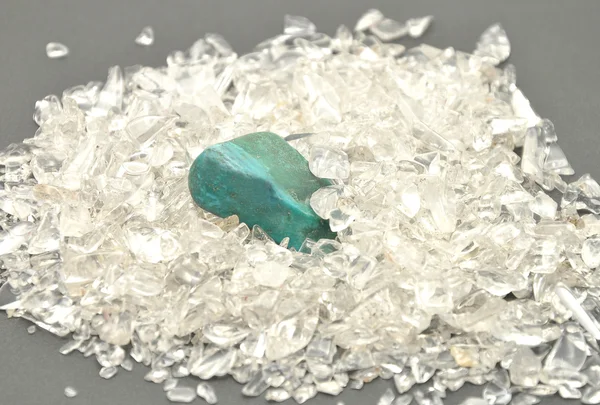 Imagem detalhada e colorida do mineral turquesa — Fotografia de Stock