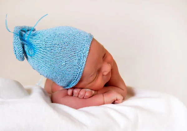 Pasgeboren Blauwe Glb Slapen — Stockfoto