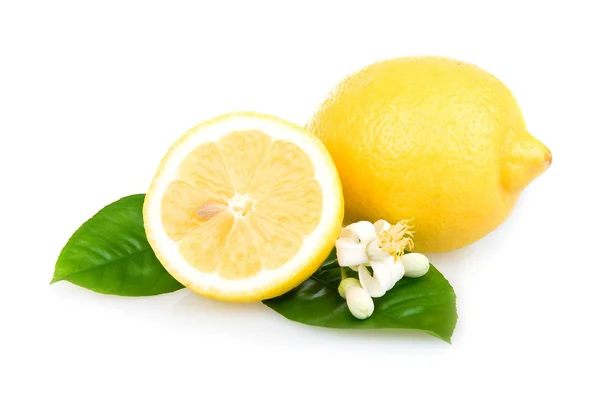 Zralé Žluté Citrony Izolovaných Bílém Pozadí — Stock fotografie