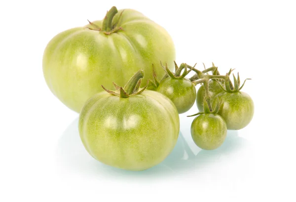 Groene Tomaten Groenten Geïsoleerd Witte Achtergrond — Stockfoto