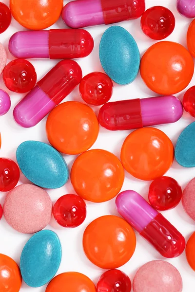 Milticolor tabletki i kapsułki — Zdjęcie stockowe