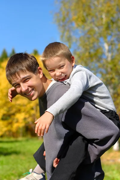 Boys in the park — Stock Photo, Image