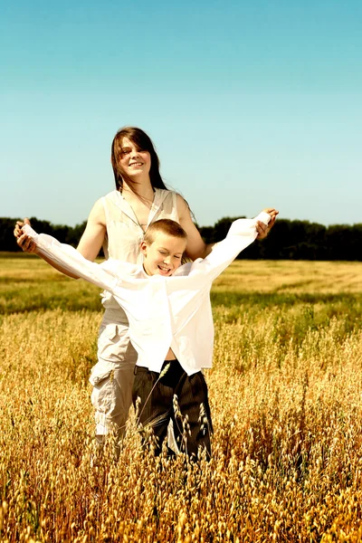 Happy brother and sisier — Stock Photo, Image