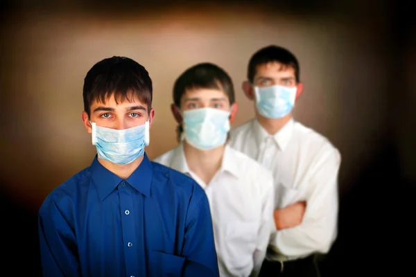 Teenagers in the mask — Stock Photo, Image