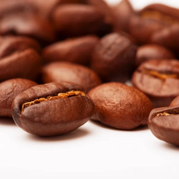 Geröstete Kaffeebohnen aus nächster Nähe — Stockfoto