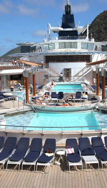 Passagiers Een Cruiseschip Zomer Reizen Vakantie — Stockfoto