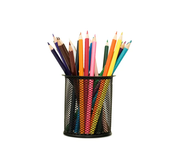 Кошик тримача повний кольорових олівців — стокове фото