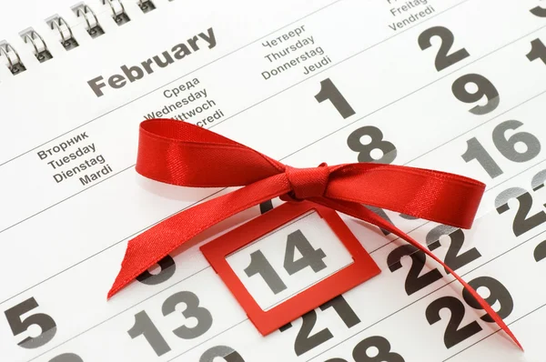 Şubat Sevgililer Günü Nde Kırmızı Lekeli Duvar Takvimi Sayfası — Stok fotoğraf