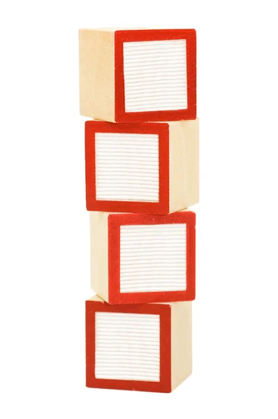 Cubos de madeira isolados sobre fundo branco — Fotografia de Stock