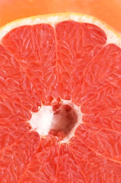 Toranja madura e suculenta (pomelo) em um close-up — Fotografia de Stock