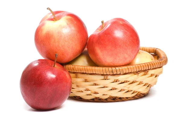 Κόκκινο κόκκινο μήλο που απομονώνονται σε λευκό φόντο — Φωτογραφία Αρχείου