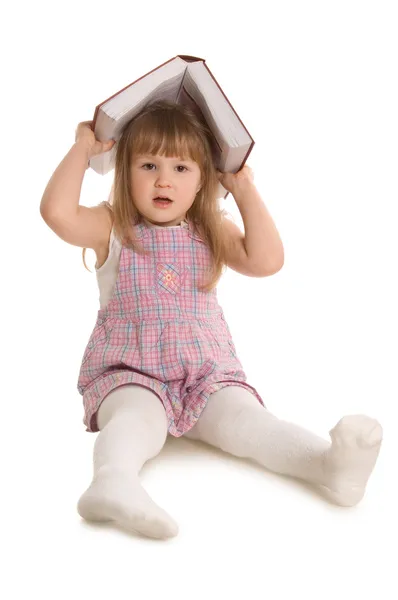 Den lilla flickan med boken — Stockfoto