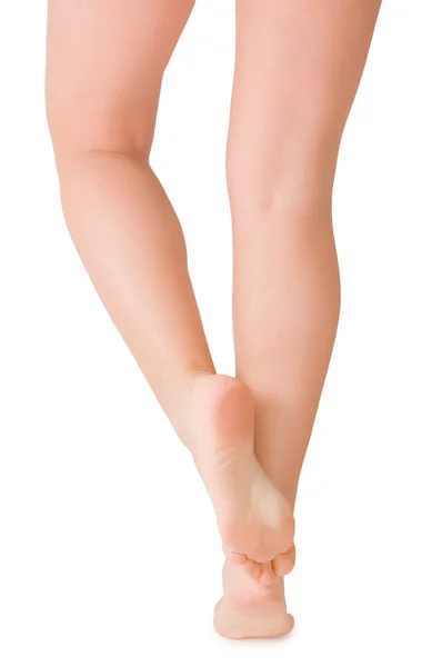 Θηλυκά πόδια απομονωμένα σε λευκό φόντο — Φωτογραφία Αρχείου