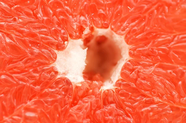 Rijp en sappig grapefruit (pomelo) in een close-up — Stockfoto