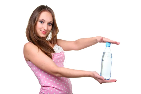 Una giovane sportiva che beve un'acqua — Foto Stock