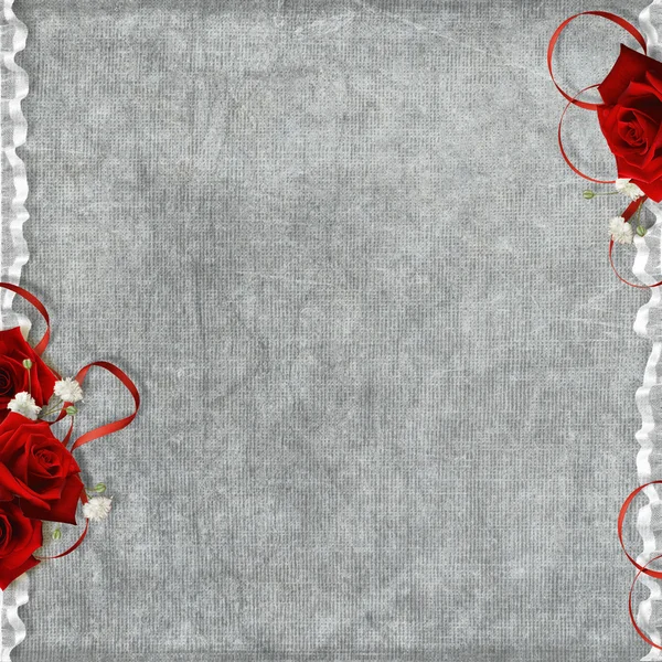 ビンテージのカード、抽象的な背景に隠れてに赤いバラと休日のため ストックフォト
