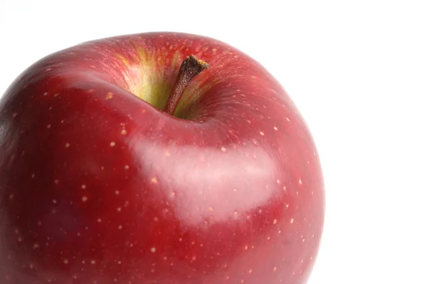 Червоне яблуко крупним планом — стокове фото