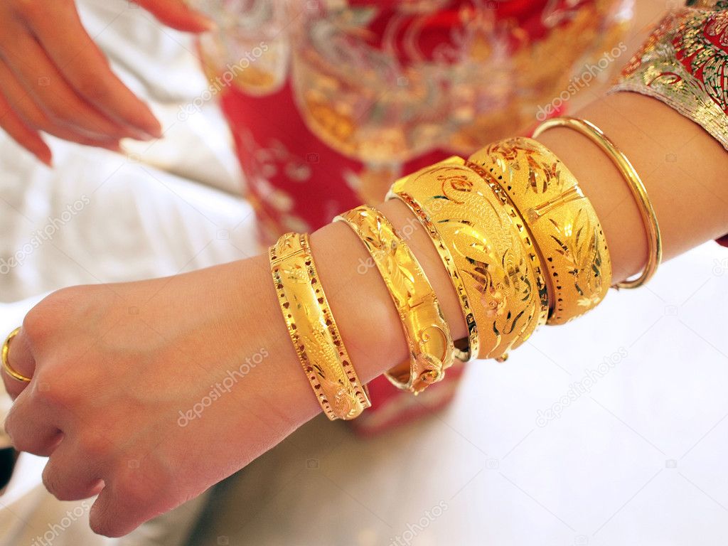 Bangle Ceremony Decoration Ideas At Home Chinese Bride Stock