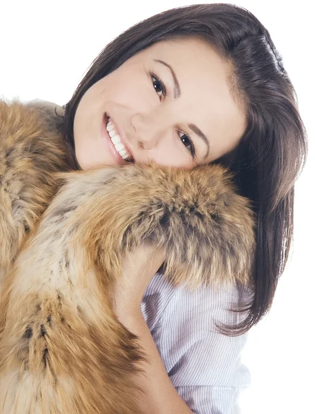 Piękna młoda kobieta z futra — Zdjęcie stockowe