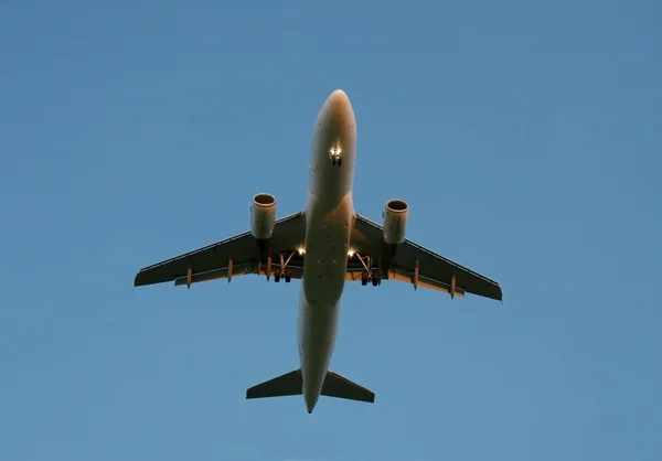 Repülőgép leszállása — Stock Fotó