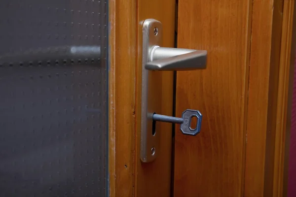 Key Handle Closed Door — Stock Photo, Image