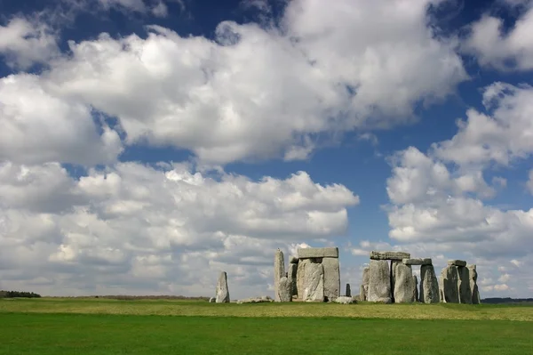 Stonehenge Cloudy Blue Sky — Stock Photo, Image