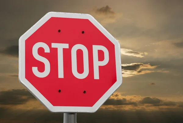 Stop Signe Avec Ciel Dramatique Arrière Plan — Photo