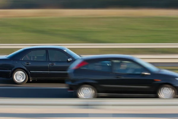 Cars on the highway — Stock Photo, Image