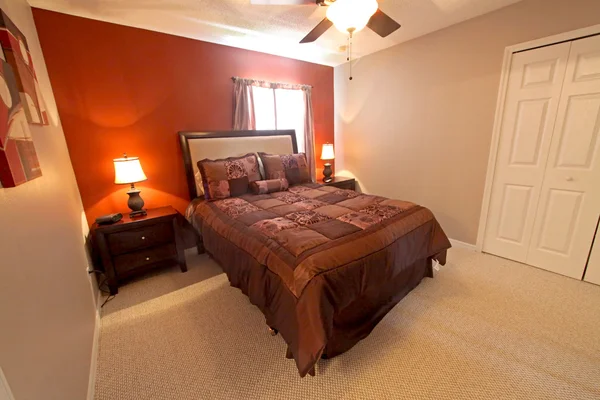 Queen Bedroom Interior Shot Home — Stock Photo, Image