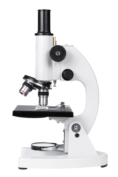 Лабораторный микроскоп на белом фоне
