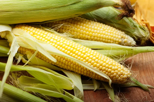Corn. Healthy eating — Stock Photo, Image