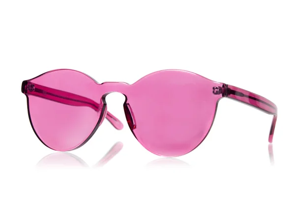 Рожеві сонцезахисні окуляри ізольовані на білому — стокове фото