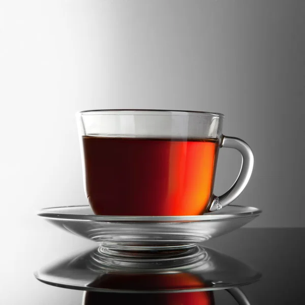 Bir fincan sıcak çay. — Stok fotoğraf