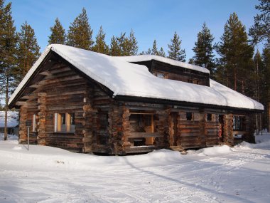 karla kaplı dağ evi