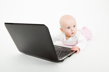 Bebek bir bilgisayarla senkronize edin