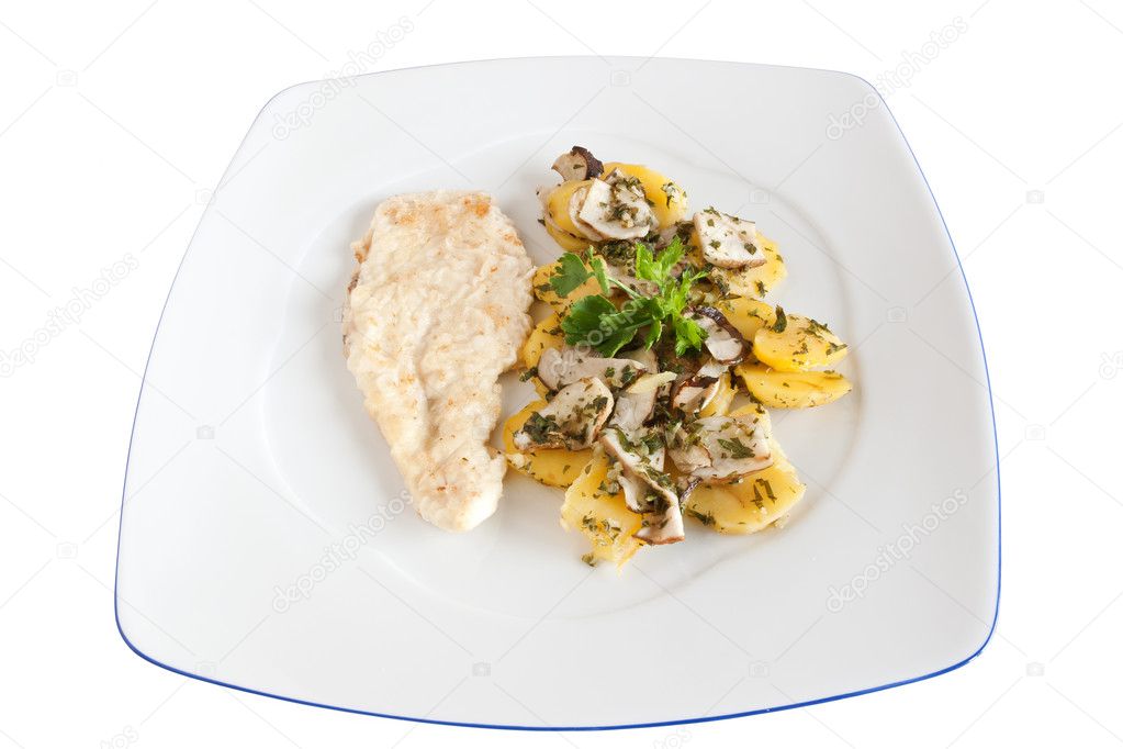 Chicken escalope with mushrooms and potatoes