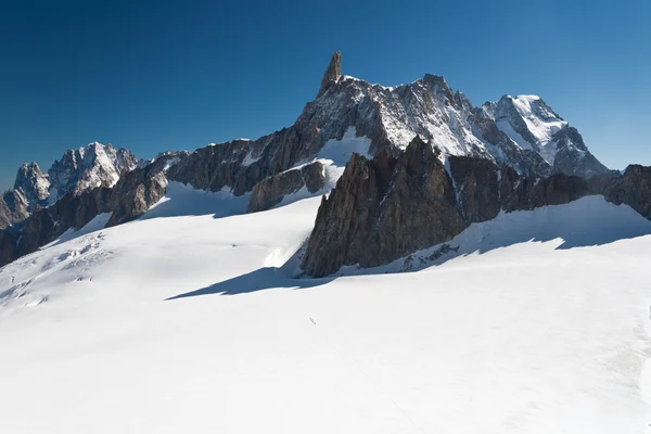Mont Blanc - Dent du Geant — Stock Photo, Image
