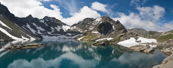 Паморамический Вид Каменное Озеро Аоста Вон Италия Летом — стоковое фото
