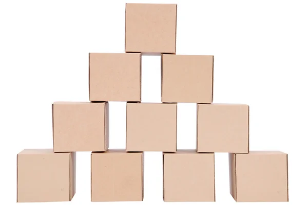 箱から段ボール boxes.pyramid — ストック写真