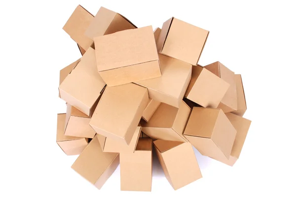 Haldy hnědé kartonové krabice — Stock fotografie