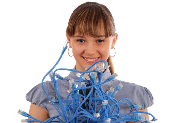 Dziewczyna przed sama posiada duży snop kabli sieciowych rj45. — Zdjęcie stockowe
