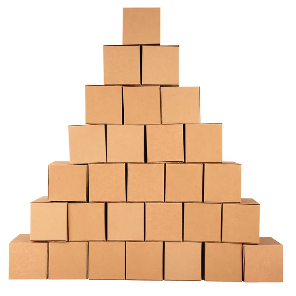 Boîtes Carton Pyramide Partir Boîtes Sur Fond Blanc — Photo