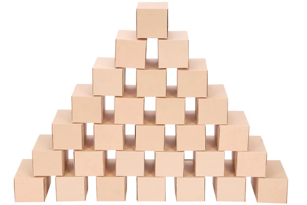 Картонні коробки. Піраміда з коробок — стокове фото